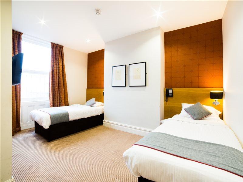 Oyo Imperial Hotel Barrow-in-Furness Εξωτερικό φωτογραφία