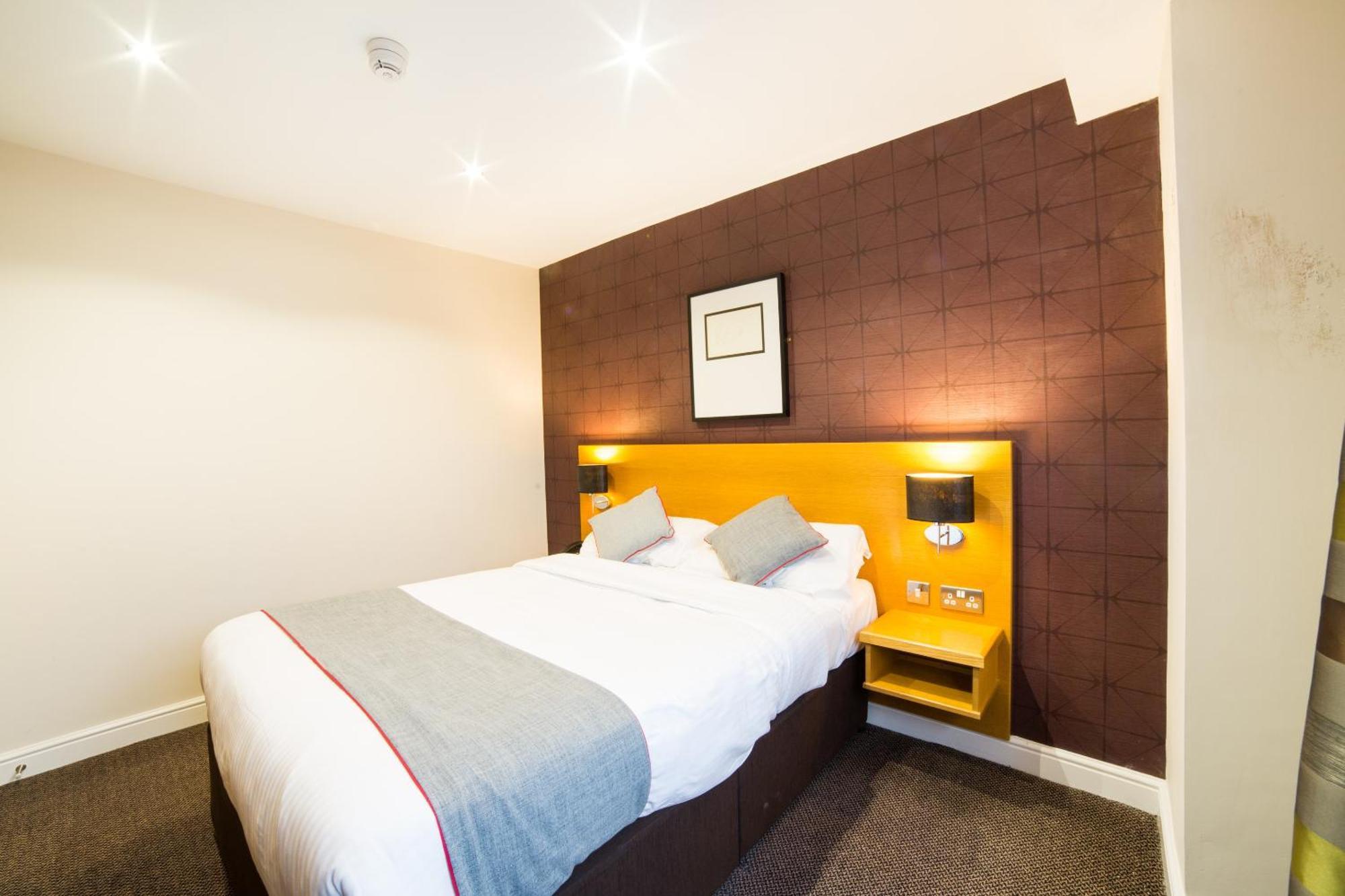 Oyo Imperial Hotel Barrow-in-Furness Εξωτερικό φωτογραφία